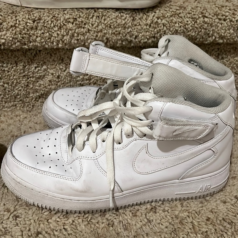 High top Nike air forces